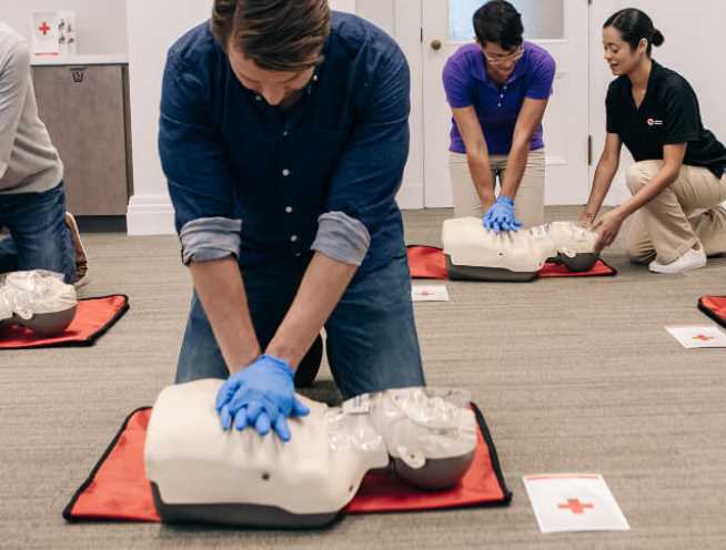 What Do You Learn in a CPR and First Aid Training Course