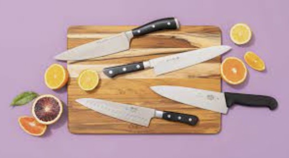 The Ultimate Guide to Choosing the Best Kitchen Knives